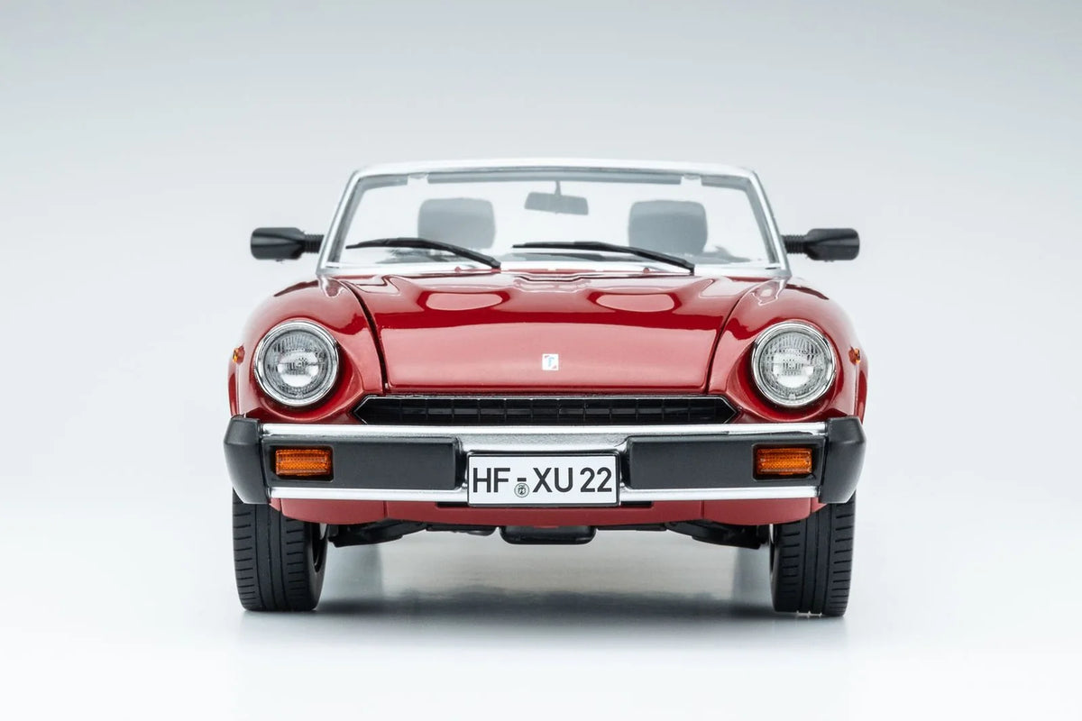 TOURING MODELCARS 1_18 Pininfarina Spidereuropa 1982 - rosso 18125000_14.webp